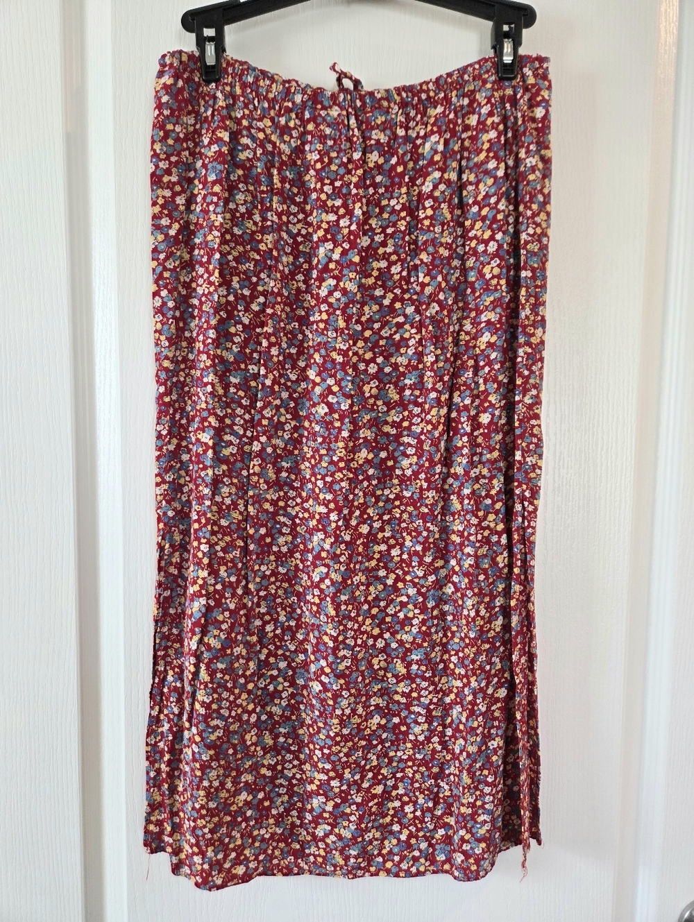 Moda International Early 2000s Red Floral Drawstring Midi Skirt - Picture 2 of 4